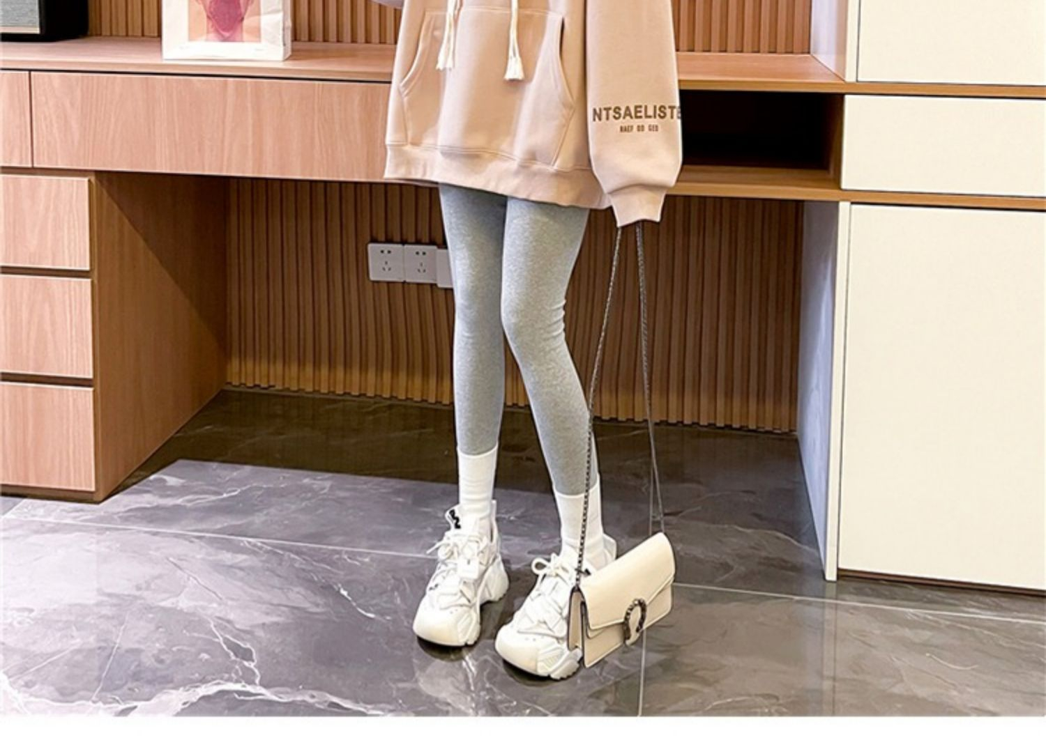 以图搜衣服_用图片搜衣服的软件_搜衣服图片软件用什么软件