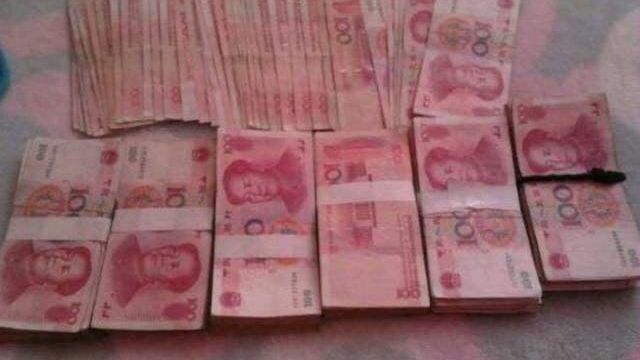 一个普通小饭馆老板与李香香的特别故事，温情暖心