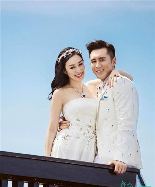 在线播放钟丽缇偷吻视频_钟丽缇偷吻_钟丽缇偷吻在线播放