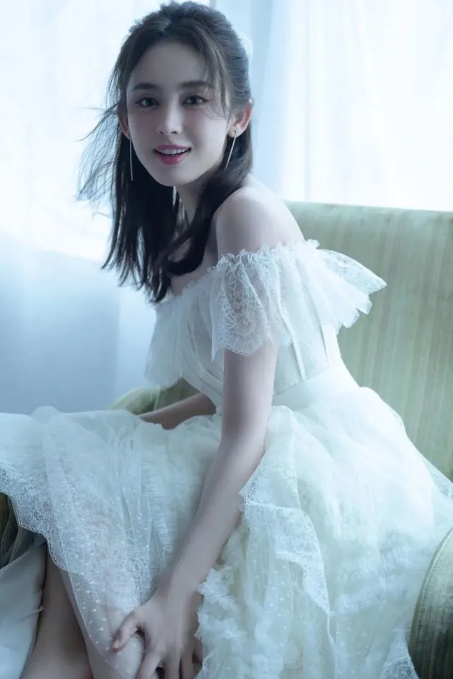 女孩冬装连衣裙_连衣裙新款小女孩秋冬_女童冬季连衣裙